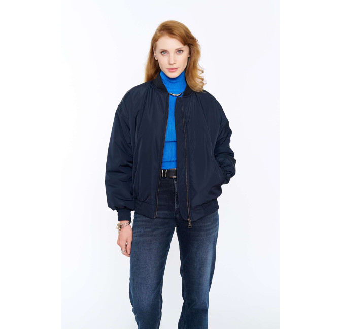 CW180016 - JACKET